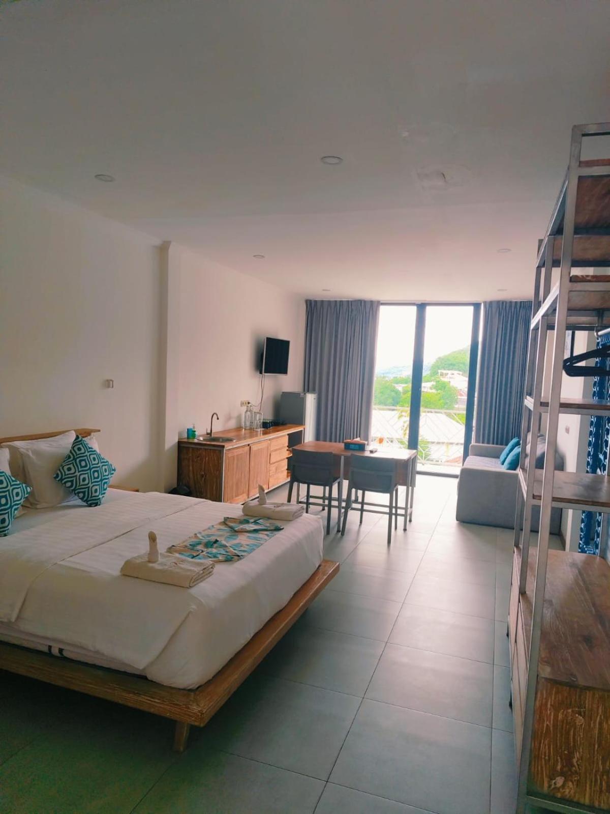 Triple 8 Suites Labuan Bajo Εξωτερικό φωτογραφία