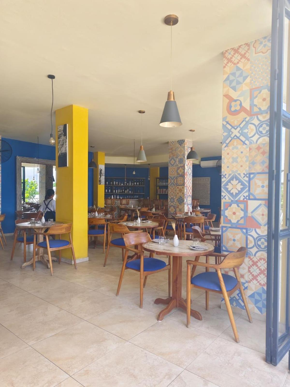 Triple 8 Suites Labuan Bajo Εξωτερικό φωτογραφία